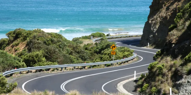 Driving the Great Ocean Road: An Ultimate Itinerary